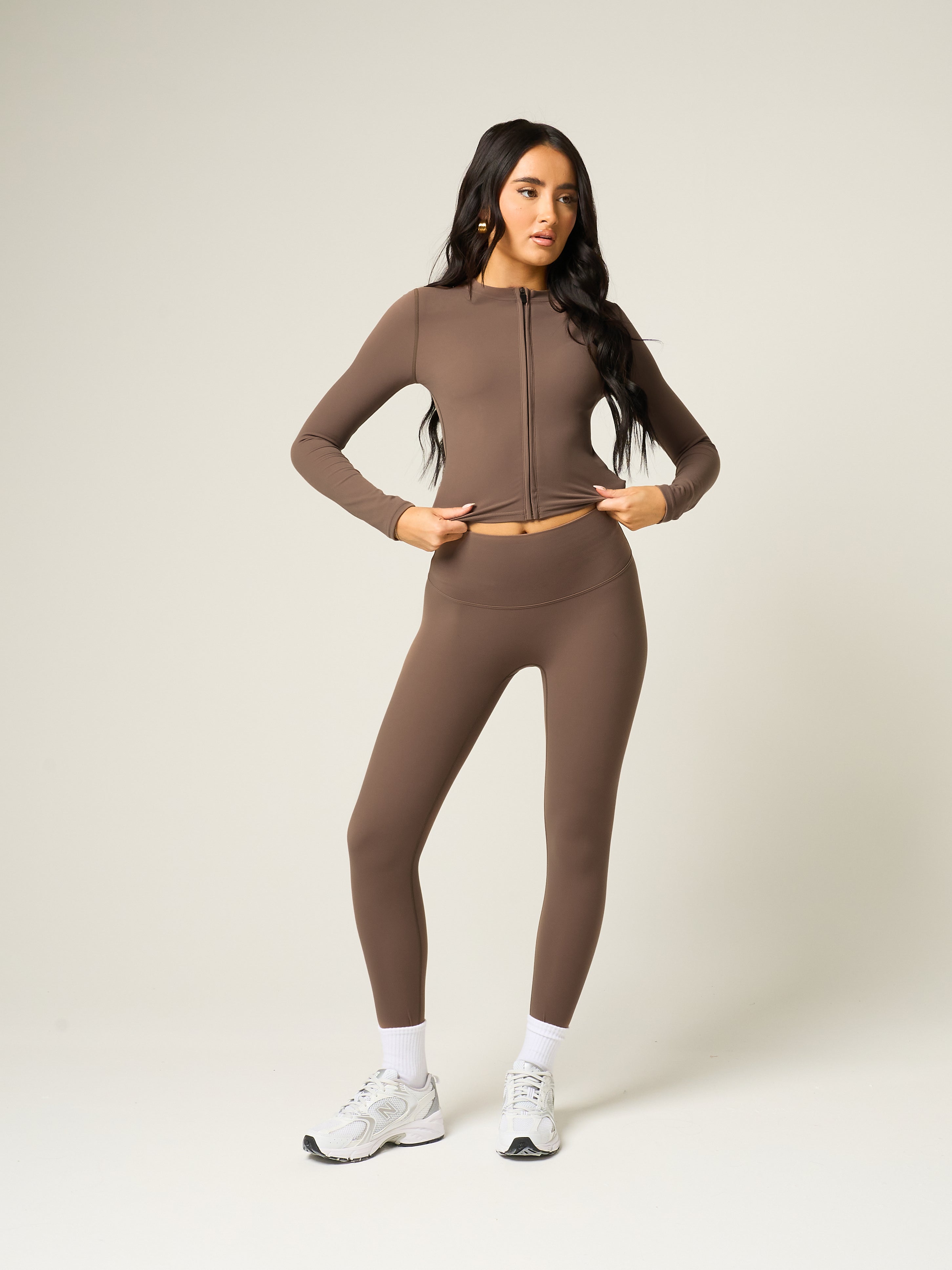 Essential Long Sleeve Zip Up Top - Mocha – Gym Couture